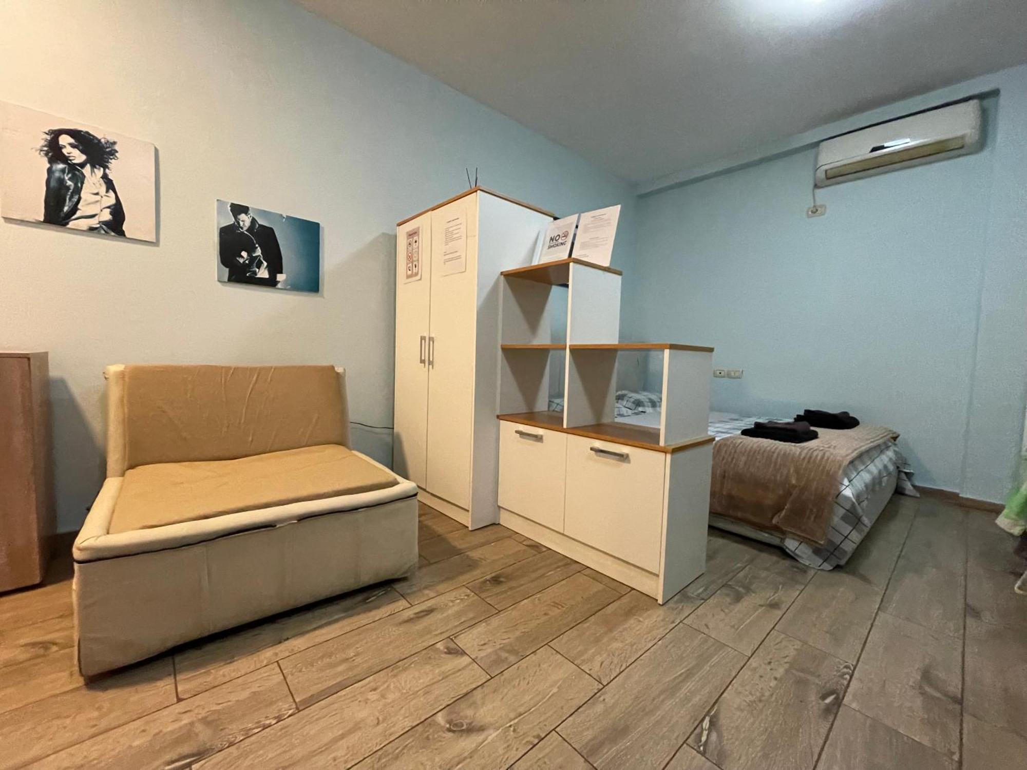Enjoy Travel Cute Studio Apartment Тирана Экстерьер фото
